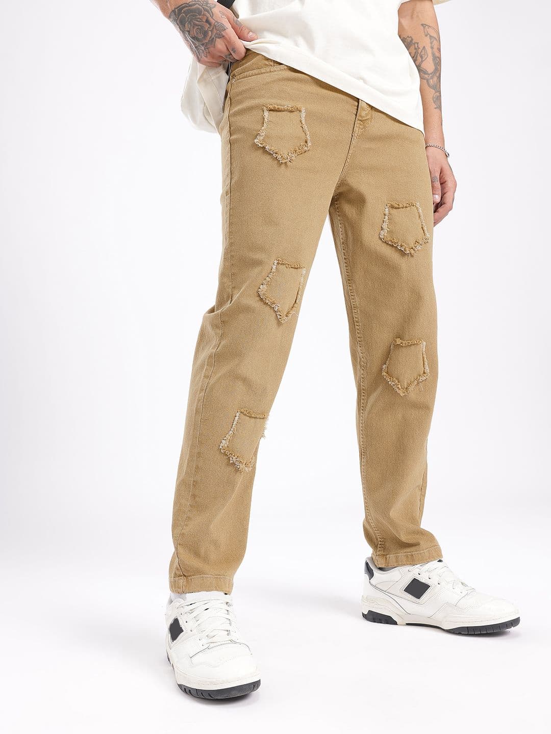 glitchez Men Frayed Applique Slouchy Fit Jeans - view 1