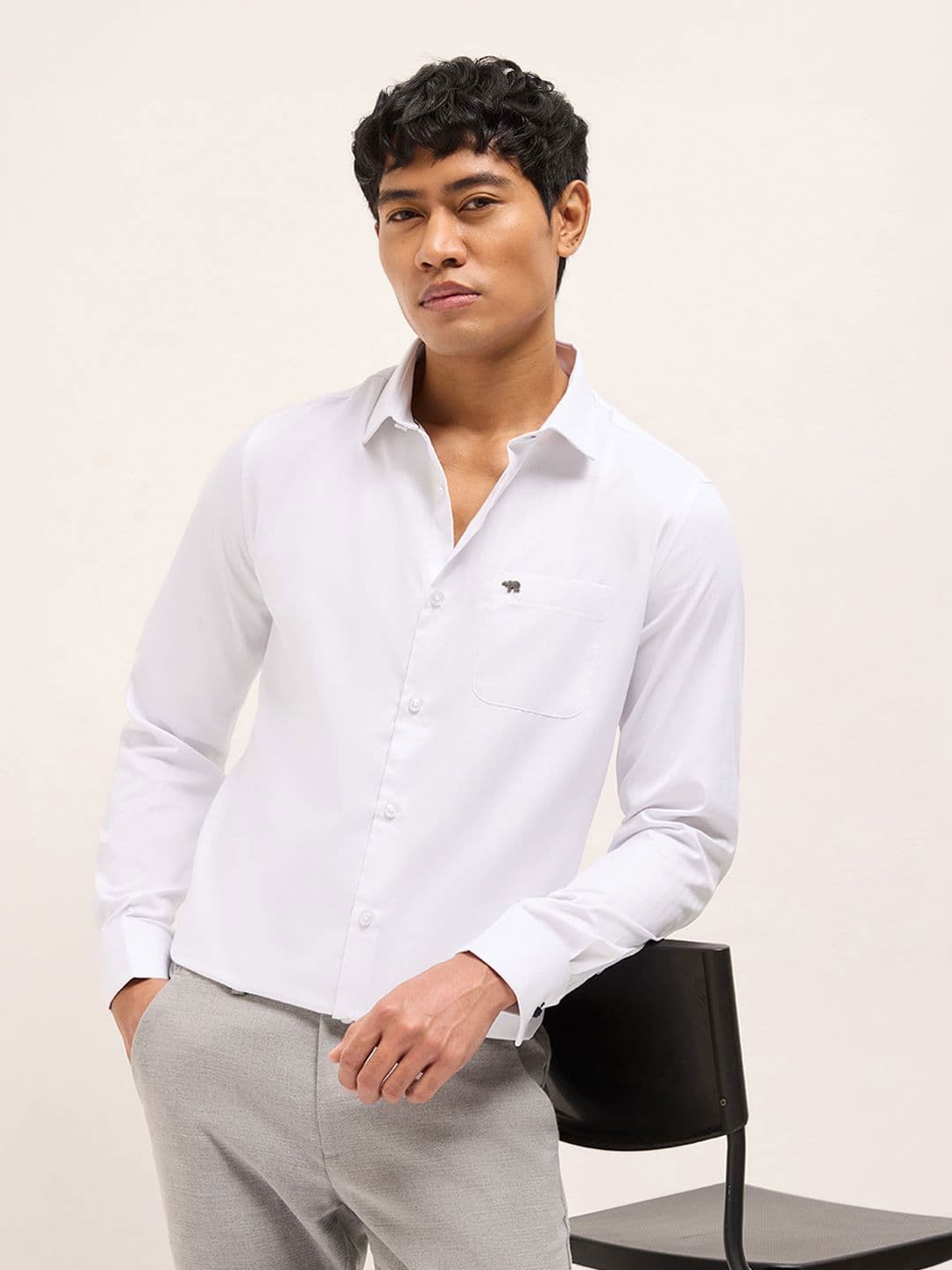 THE BEAR HOUSE Men Tailored Fit Solid Spread Collar Formal Shirt - view 1