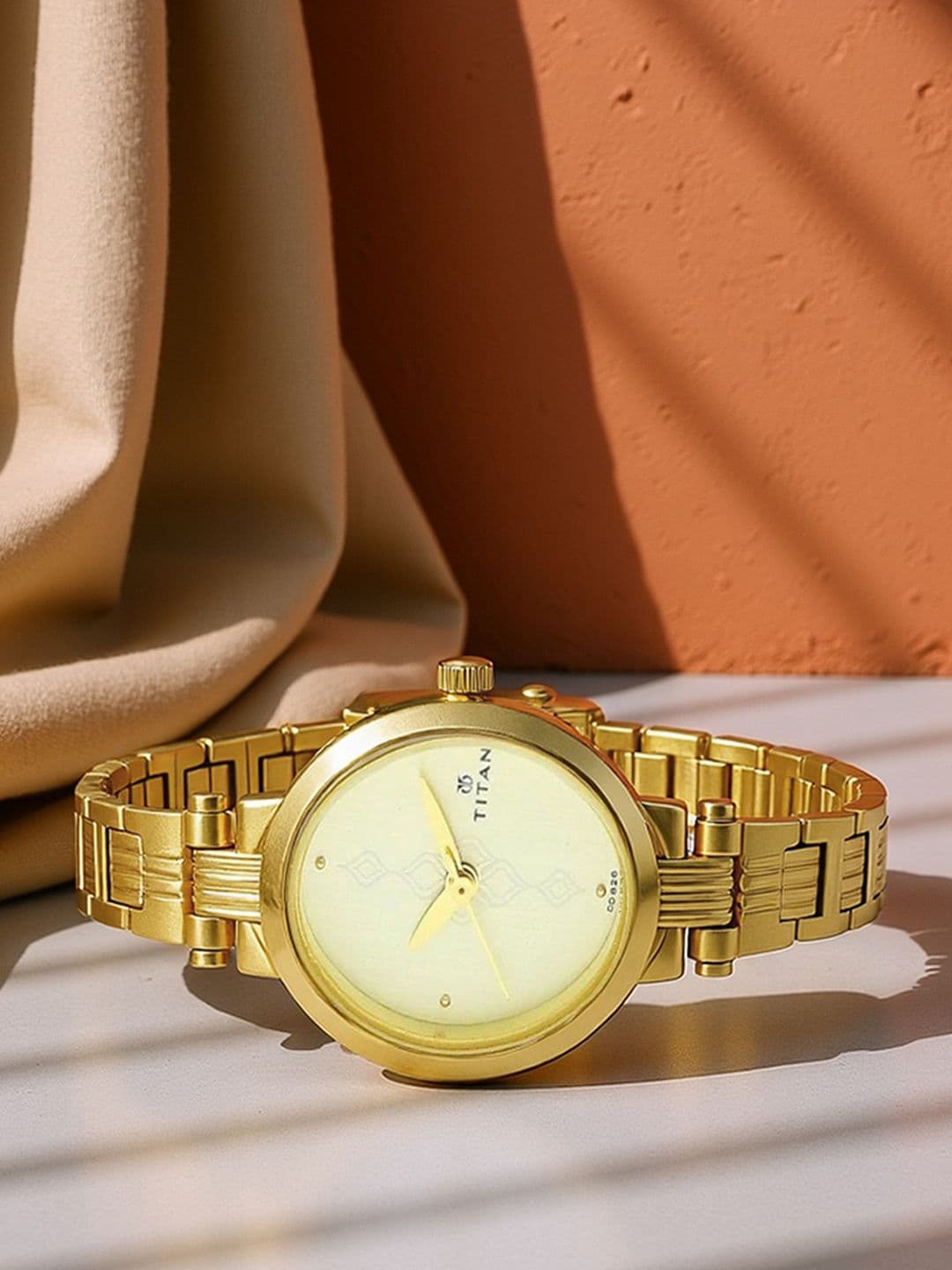 Titan Quartz Analog With Champagne Dial Watch For Women - Nt2535ym01 - view 1