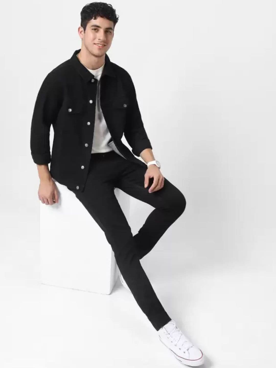 COMFITS Men Spread Collar Solid Cotton Denim Jacket - view 1