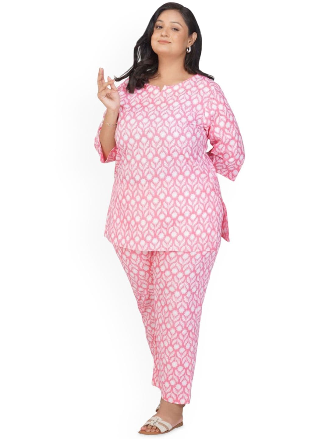 30 Looks Plus Size Printed Round Neck Pure Cotton Tunic With Trousers Co-Ords - view 1