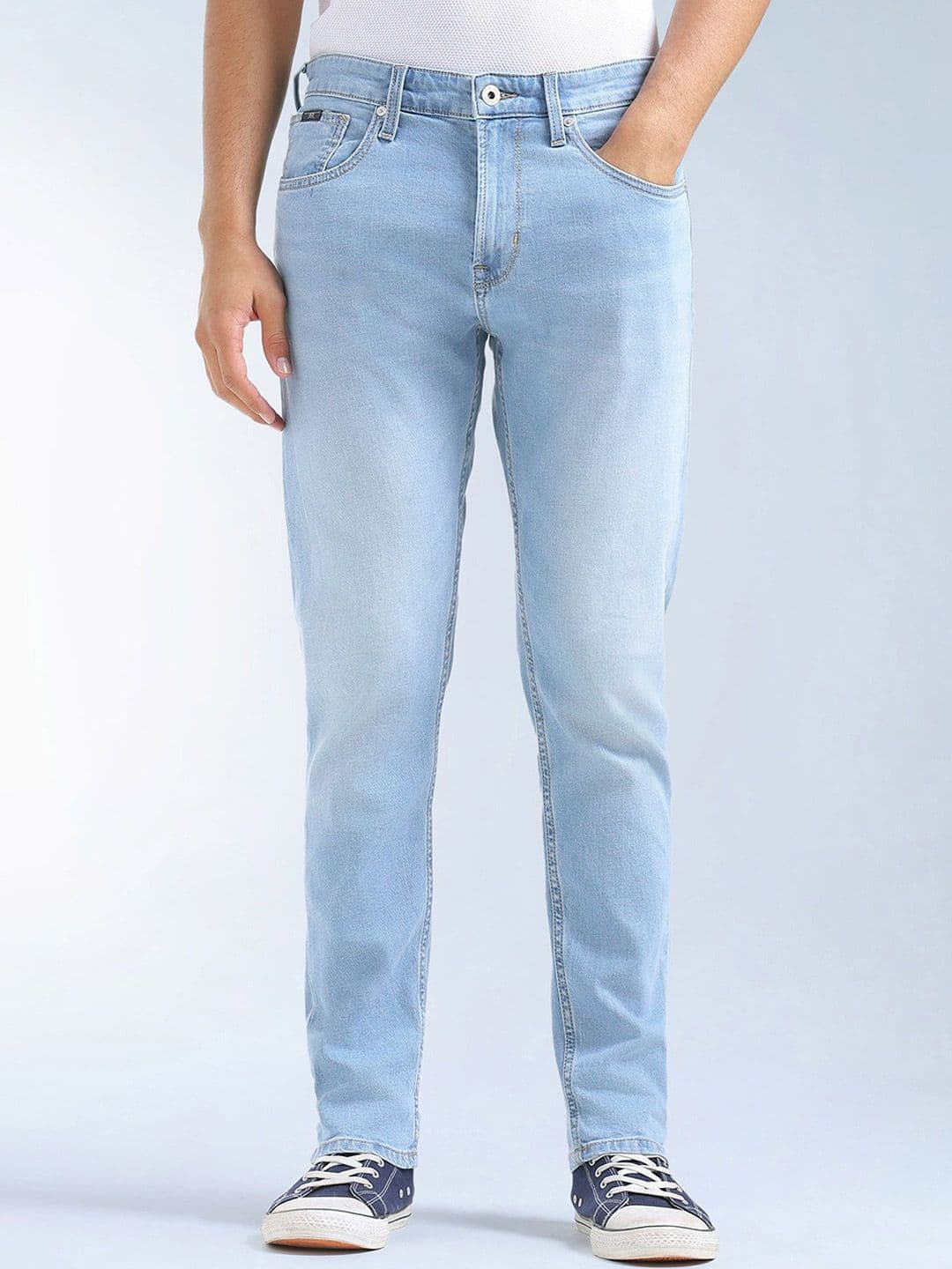 Flying Machine Men Tapered Fit Mid-Rise Light Fade Stretchable Jeans - view 1