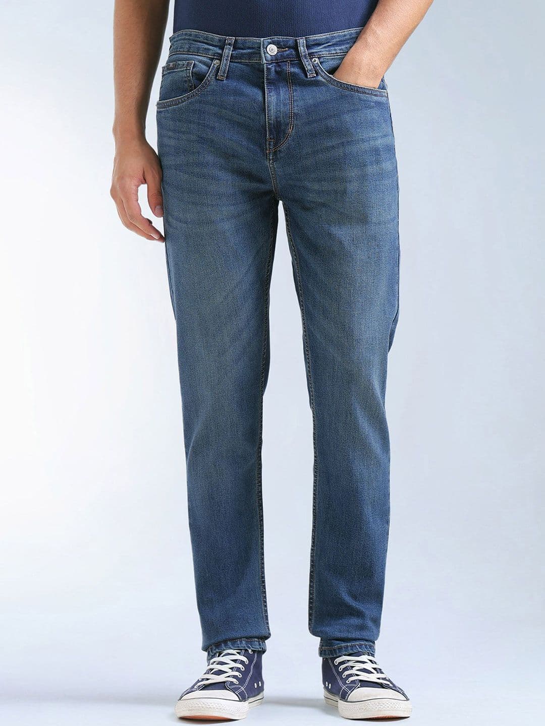 Flying Machine Men Tapered Fit Mid-Rise Light Fade Stretchable Jeans - view 1