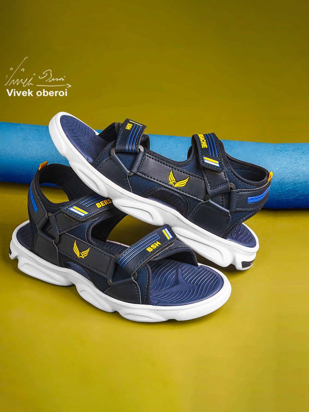 BERSACHE Men Blue Sandals - view 1