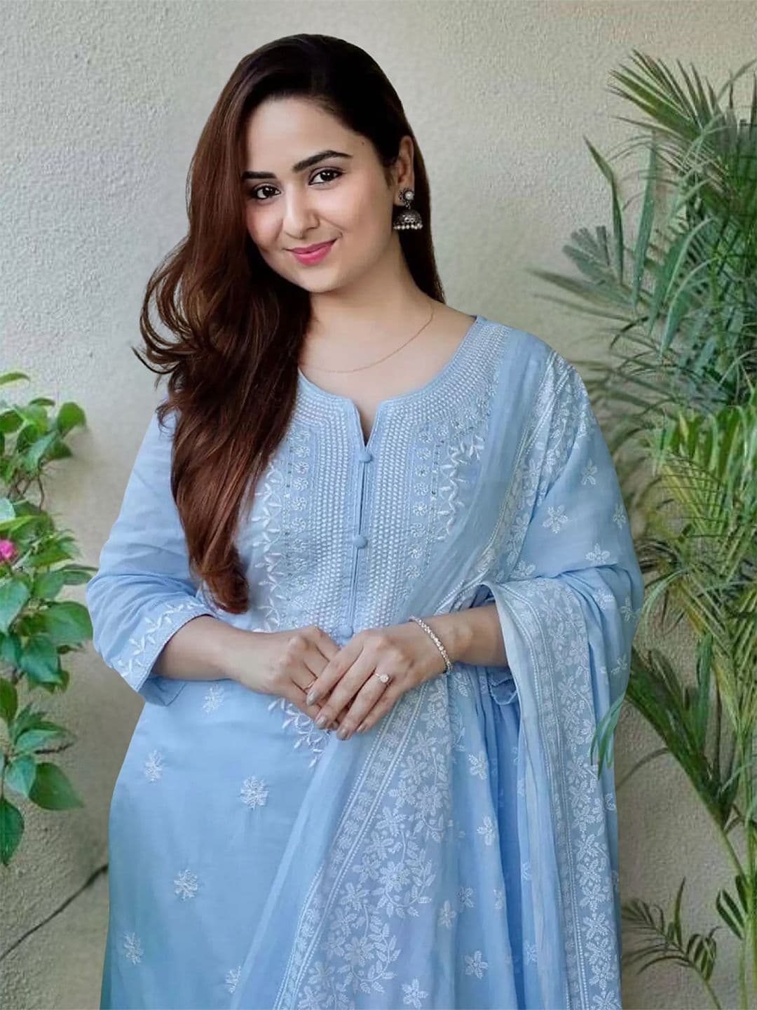 Royal Export Women Floral Embroidered Kurta & Trousers With Dupatta - view 1