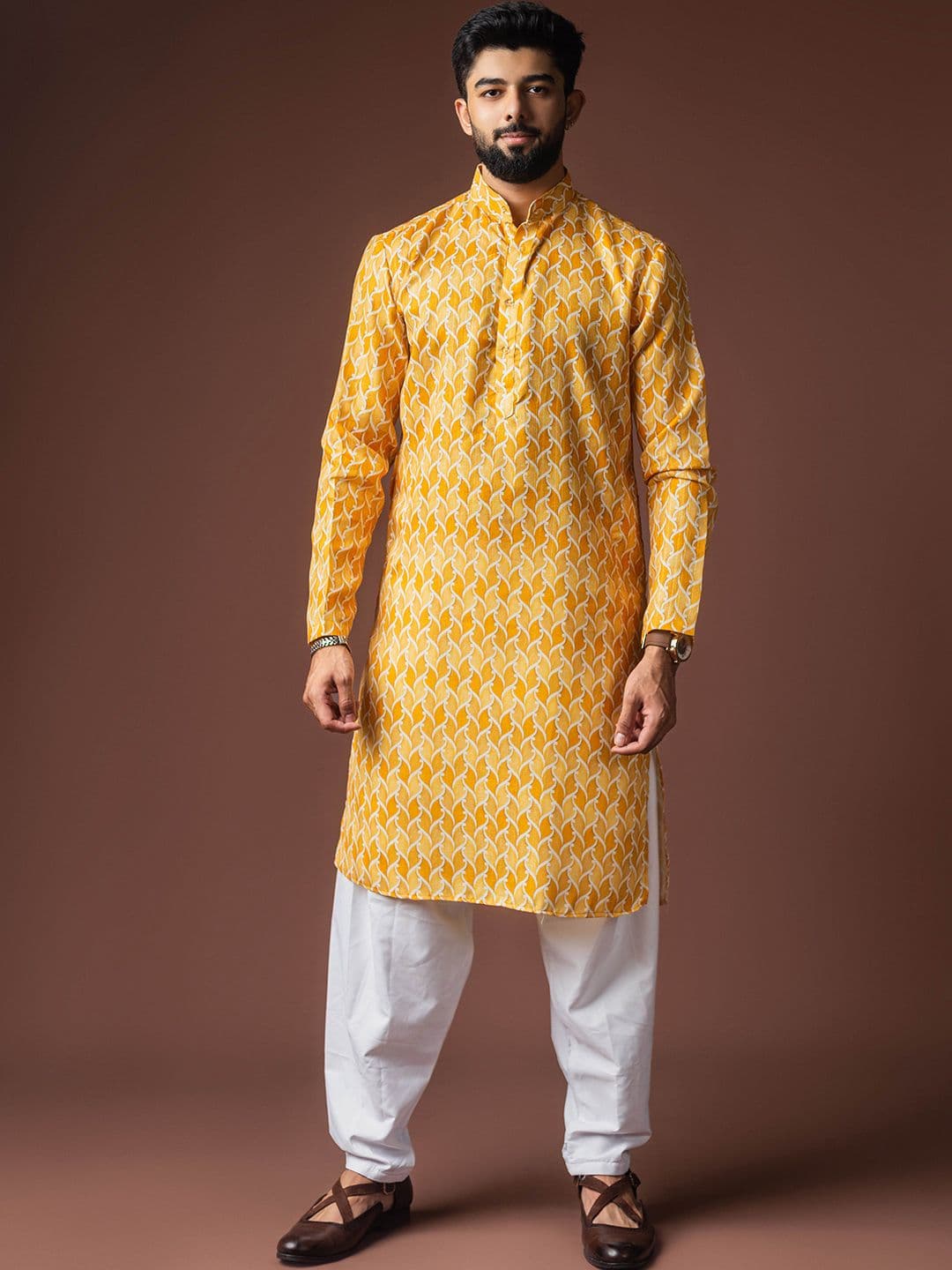 Rawayi Men Ethnic Motifs Printed Festive Linen Straight Kurta - view 1