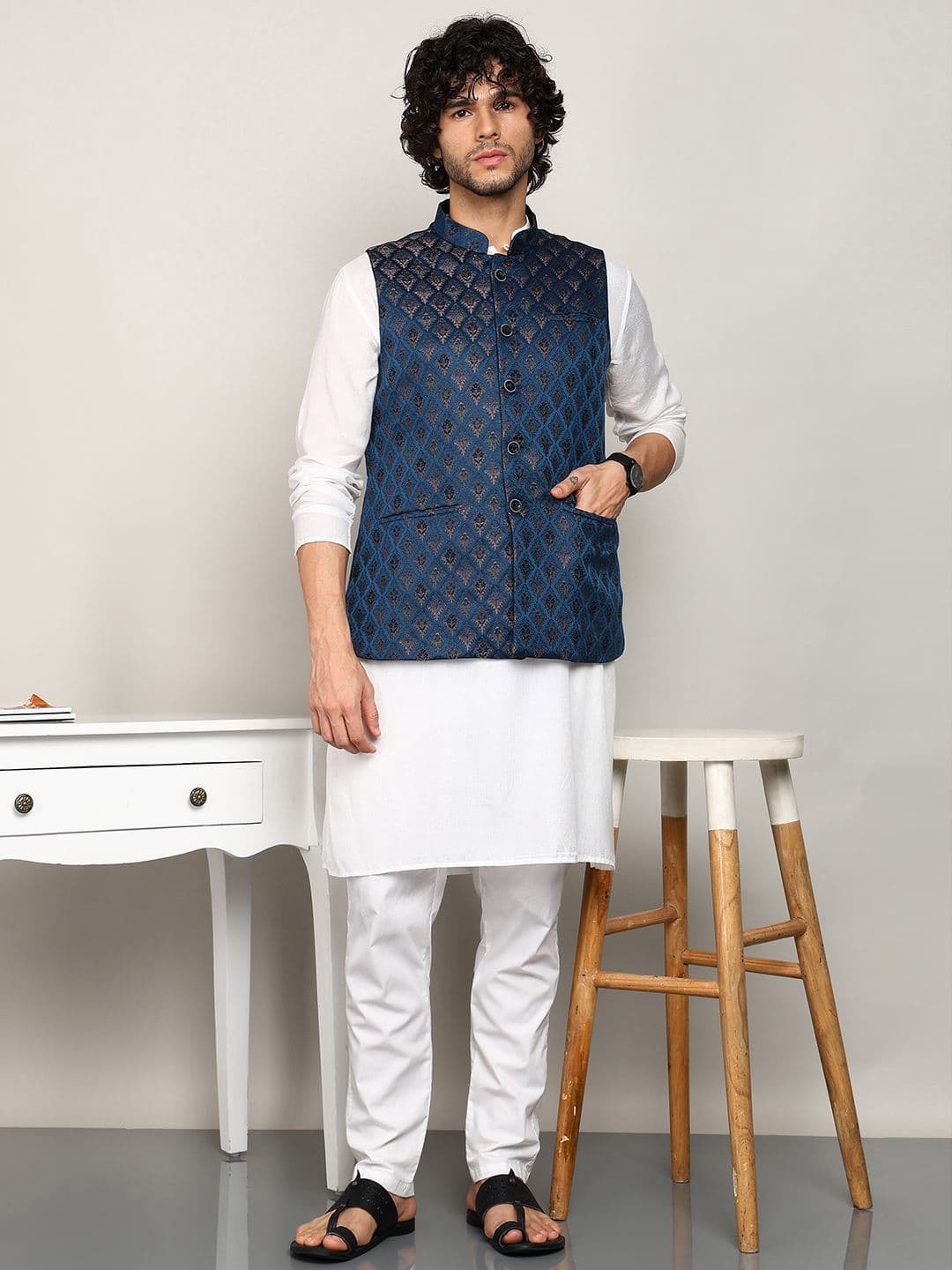 House of Pataudi Men Woven Design Mandarin Collar Nehru Jacket - view 1