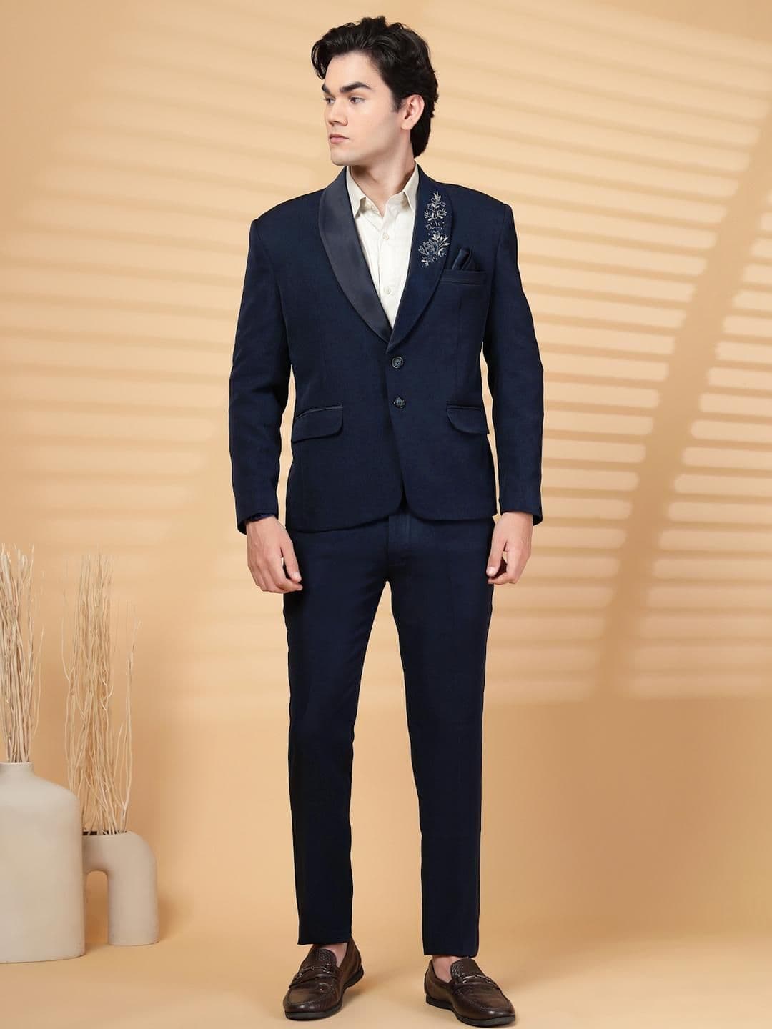 Klotthe Blue Solid Embroidery Single-Breasted Two-Piece Party Suit - view 1