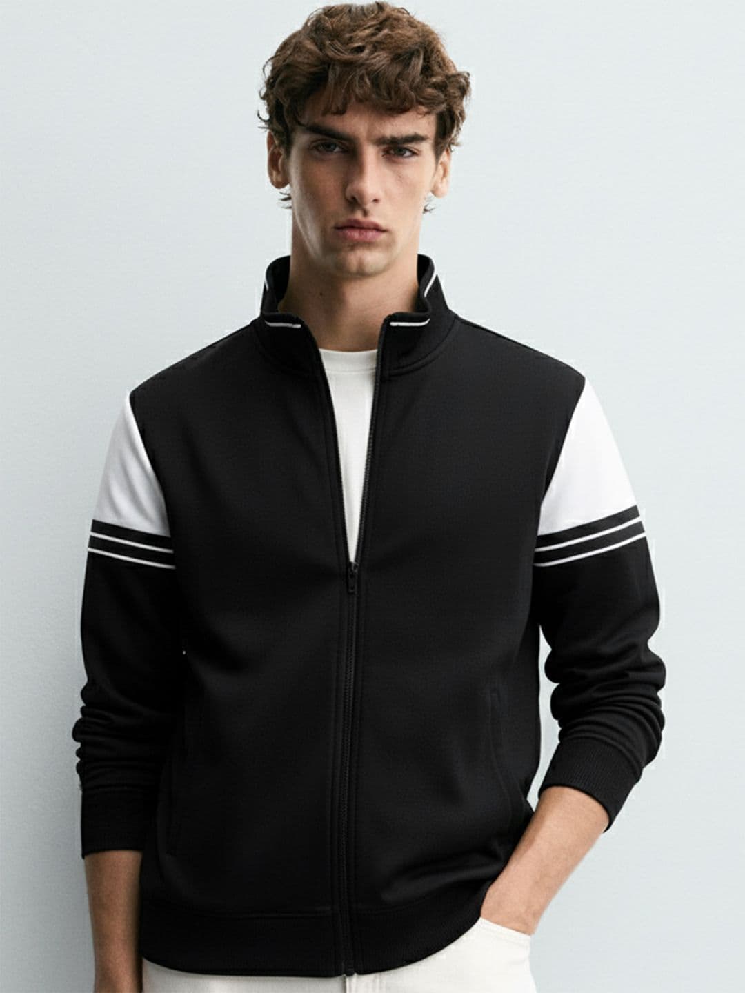 HIGHLANDER Men Black & White Colourblocked Sweatshirt - view 1