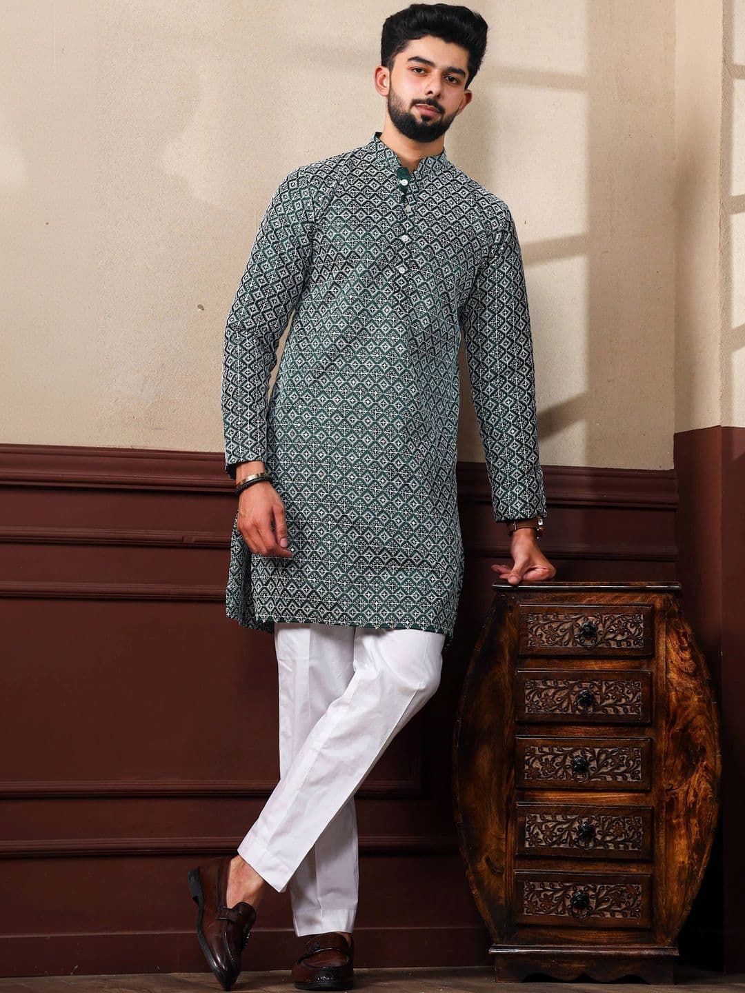 ALMORA Men Geometric Printed Thread Work Handloom Kurta - view 1