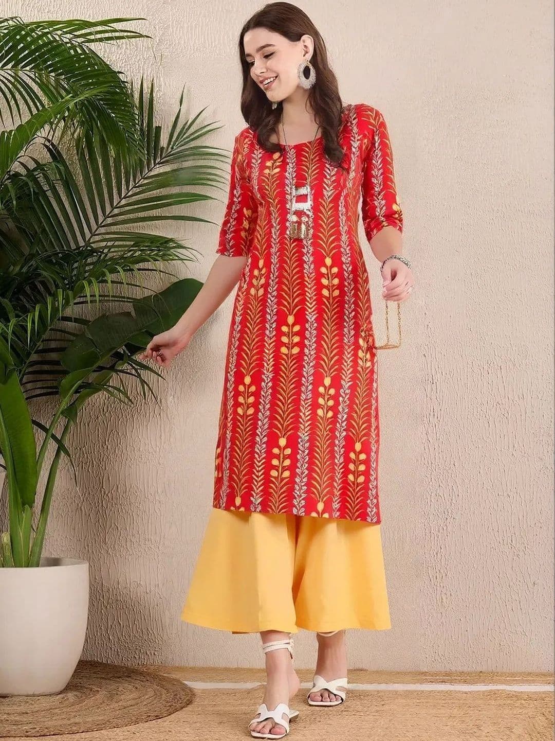 popmantra Women Ethnic Motifs Printed Crepe Kurta - view 1