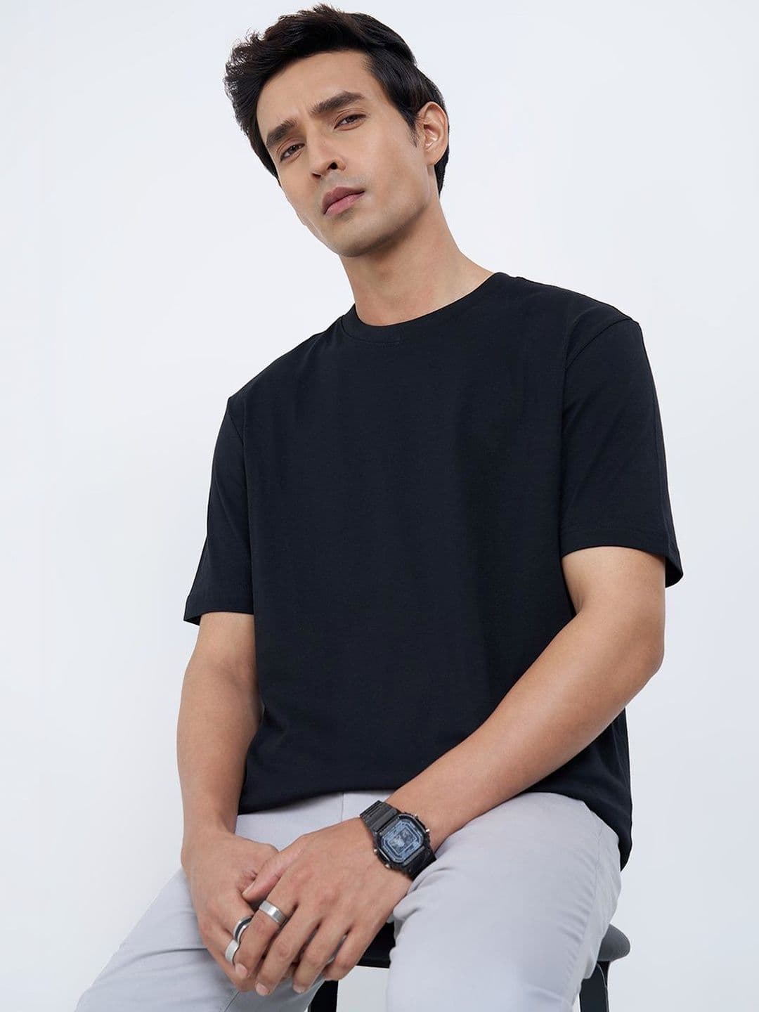 Peregrine by Pantaloons Men Slim Fit T-shirt - view 1