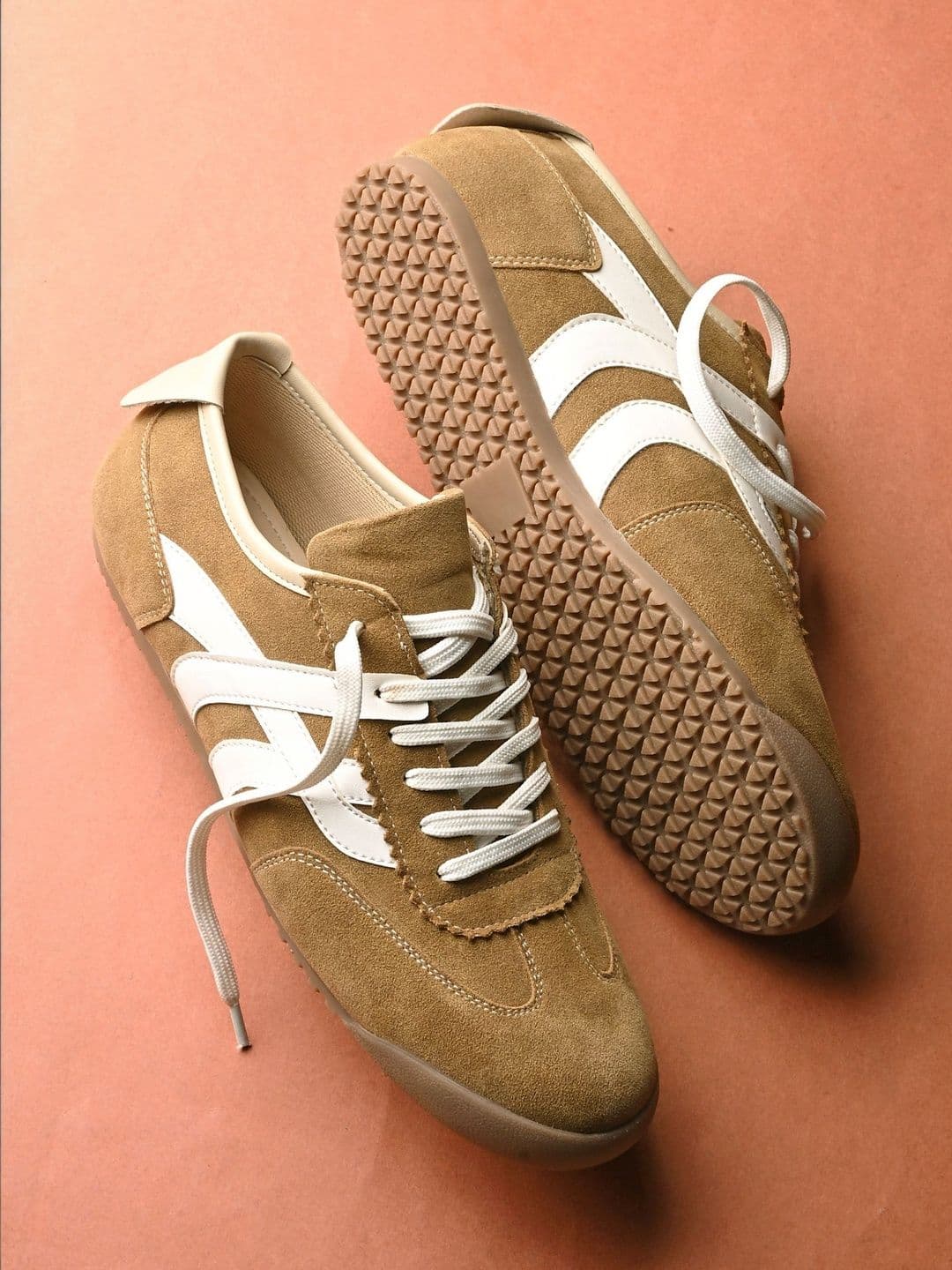The Roadster Lifestyle Co Men Textured Casual Sneakers - view 1