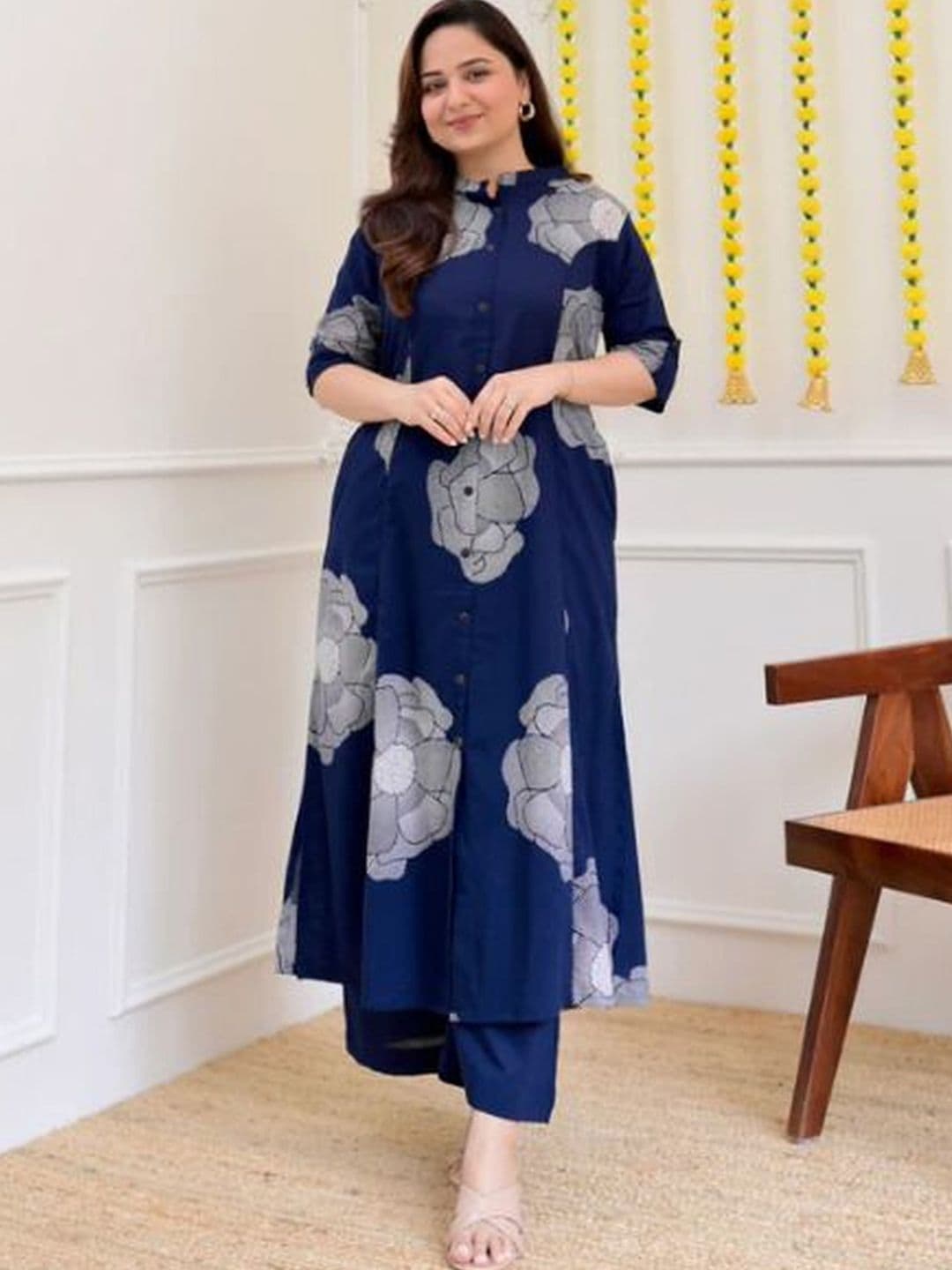 Subh LAXMI Printed Tunic & Palazzos Co-Ords Set - view 1