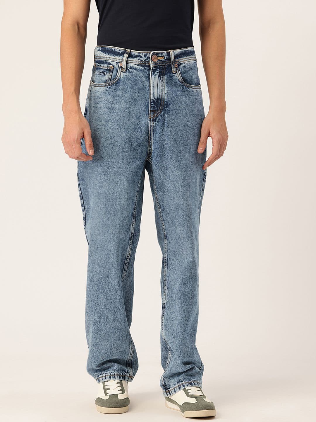 Integriti Men Smart Straight Fit Mid-Rise Light Fade Jeans - view 1