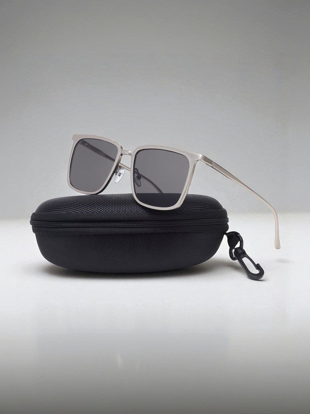 glitchez Unisex Black Lens & Silver-Toned Other Sunglasses with - view 1