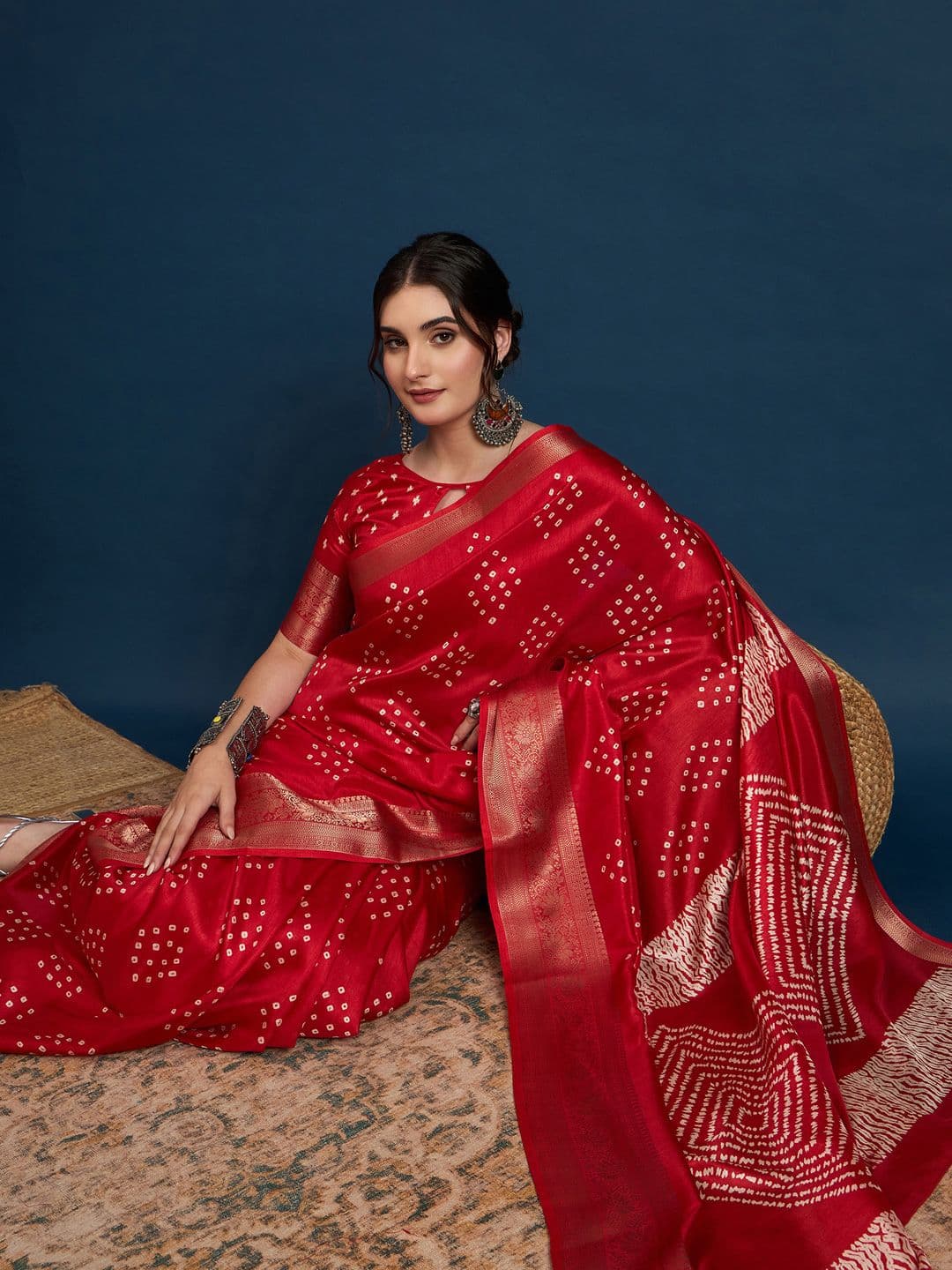 Sangria Printed Woven Design Border Saree with Blouse Piece - view 1