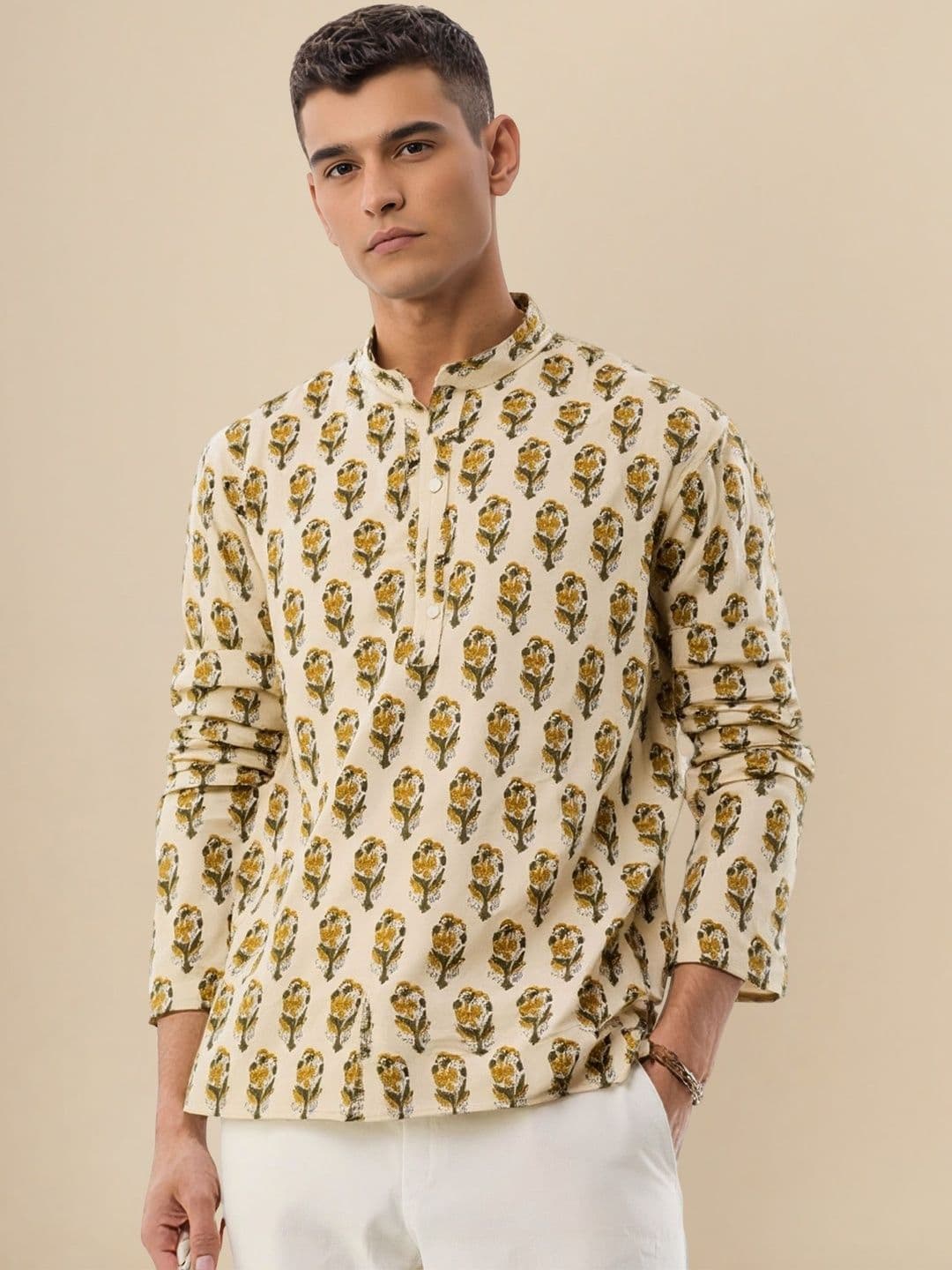 MUTUAL Men Sequinned Kurta - view 1