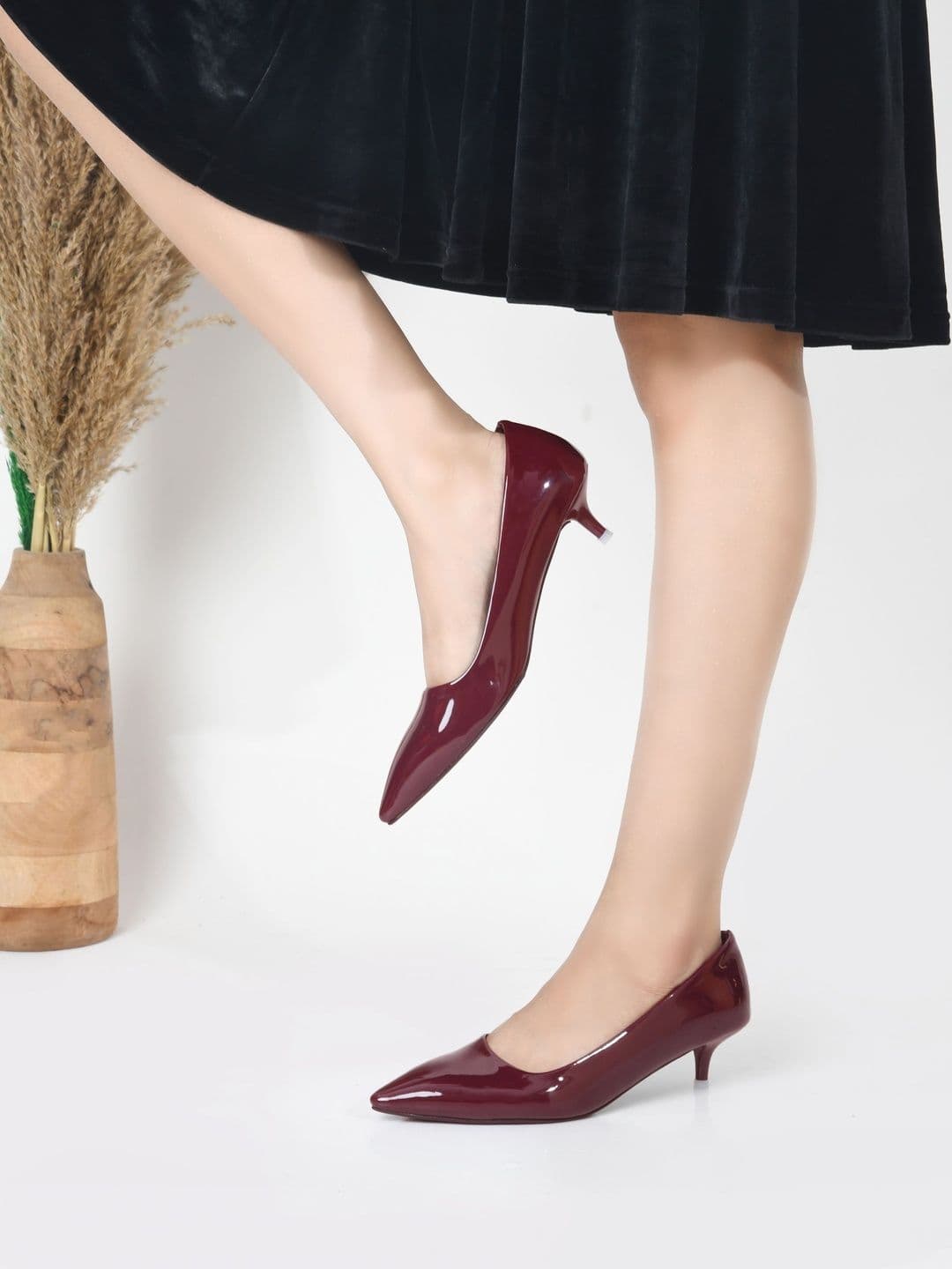 JM Looks Party Kitten Pumps - view 1