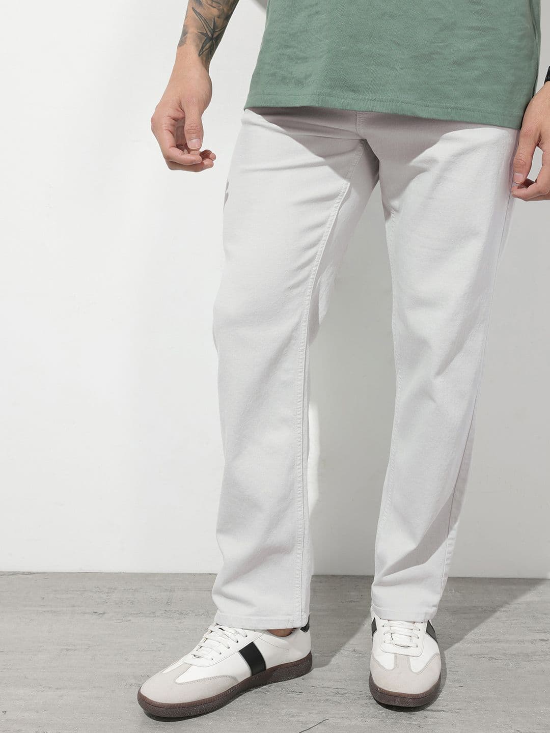 The Roadster Life Co. Men Straight Fit Mid-Rise Stretchable Jeans - view 1