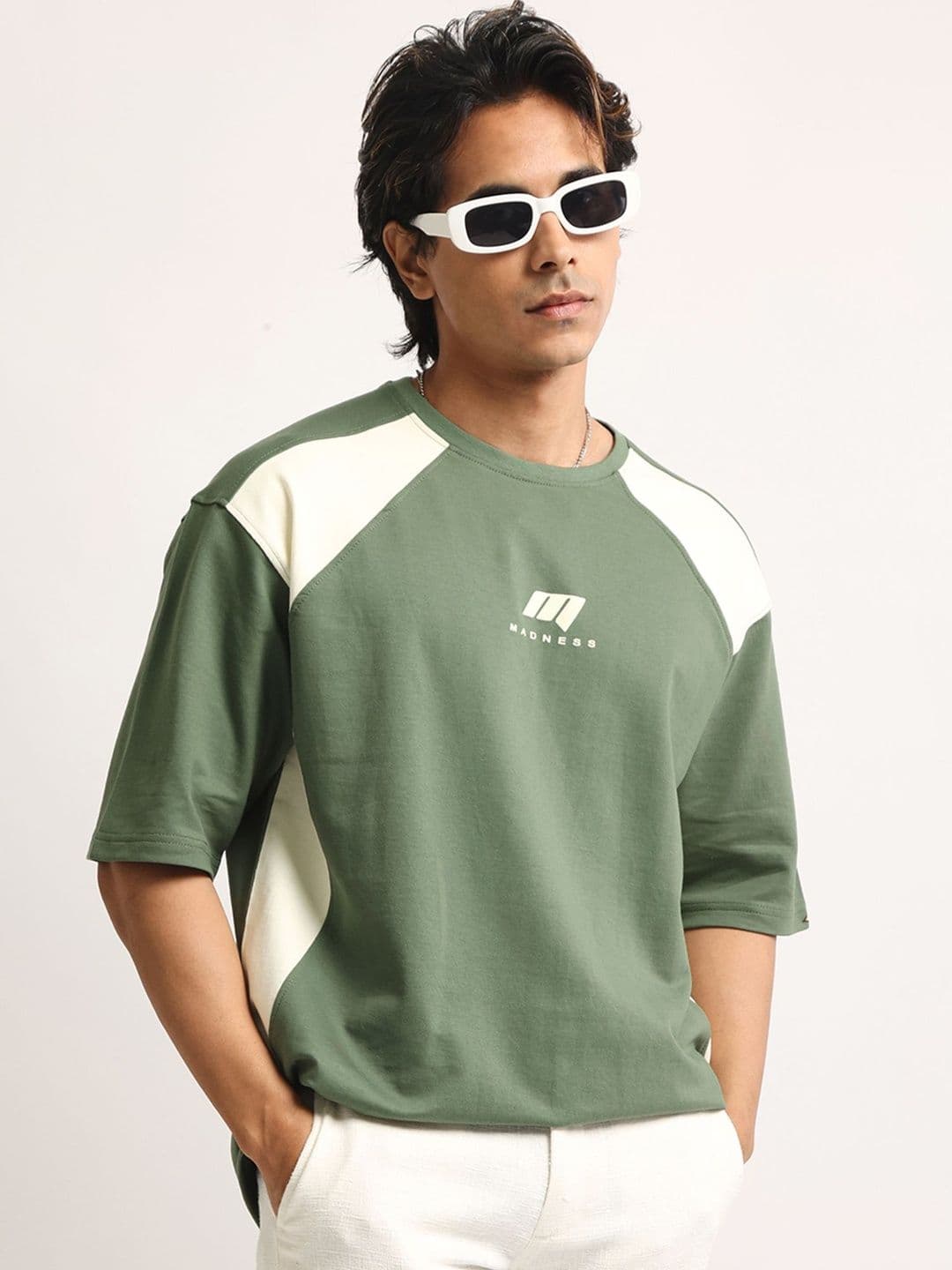 Maniac Men Brand Logo Colourblocked T-shirt - view 1