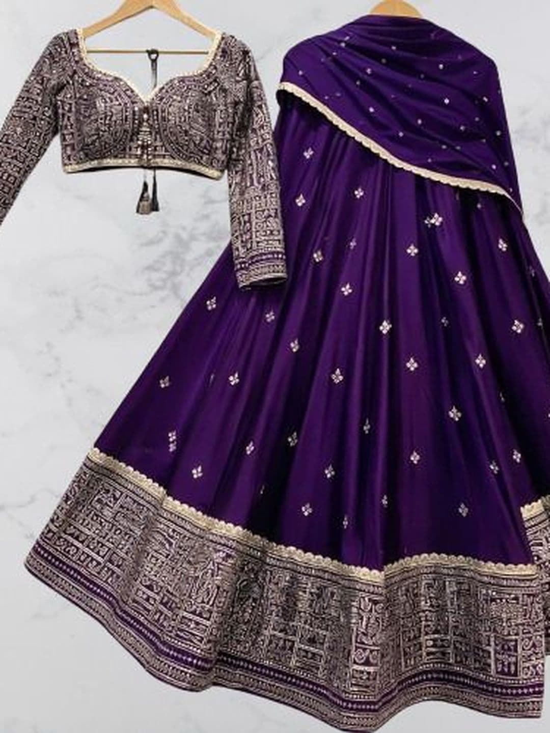 SUPPAR SLEAVE Embroidered Semi-Stitched Lehenga & Unstitched Blouse With Dupatta - view 1