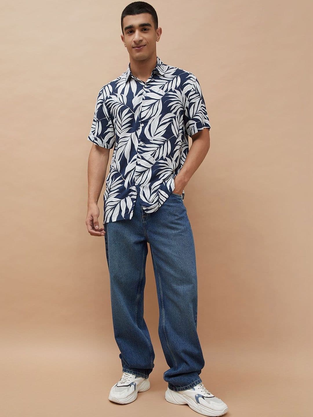Forca by Lifestyle Men Mid-Rise Jeans - view 1