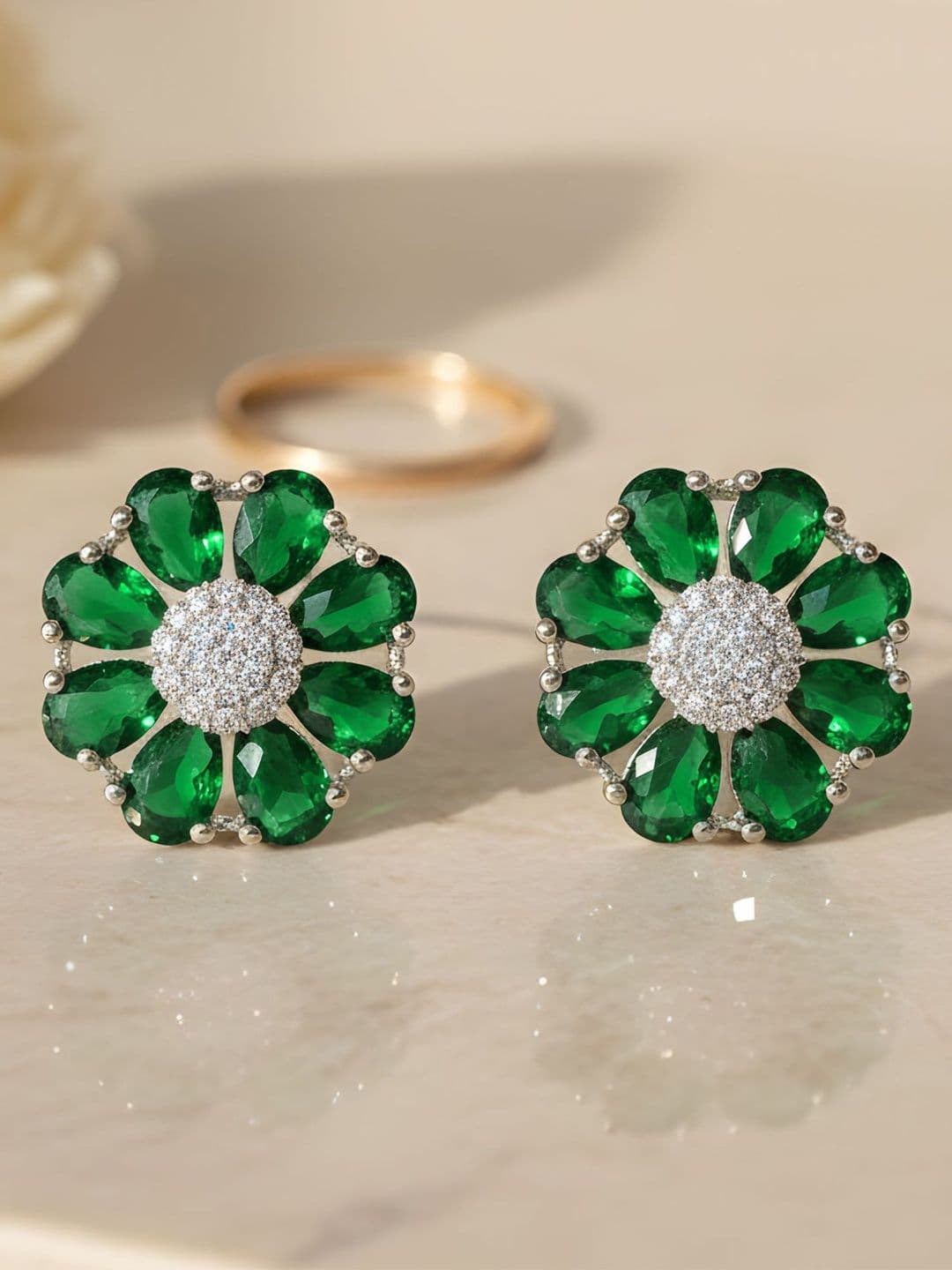 KARATCART Floral Studs Earrings - view 1