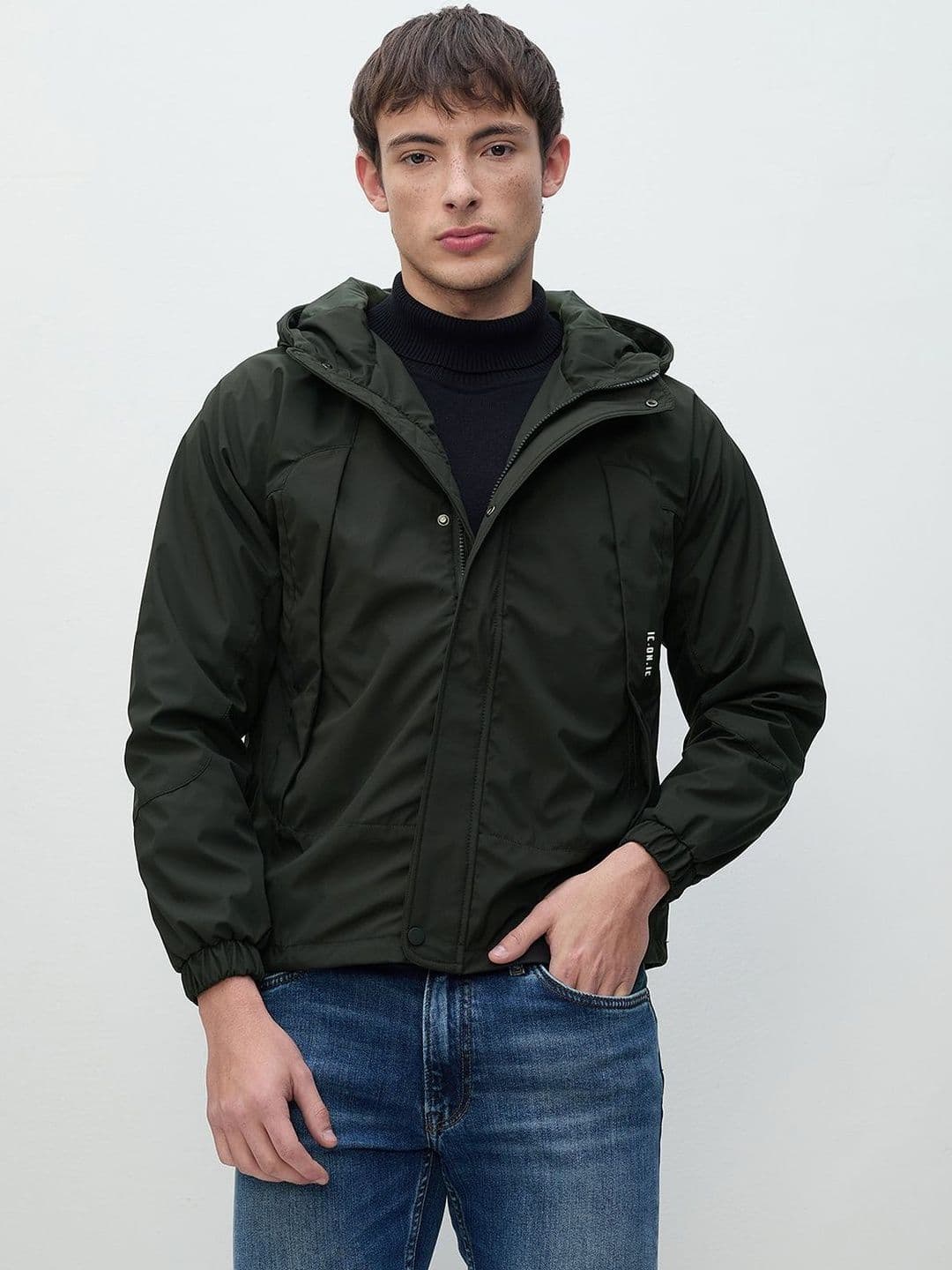 Iconic Men Puffer Jacket - view 1