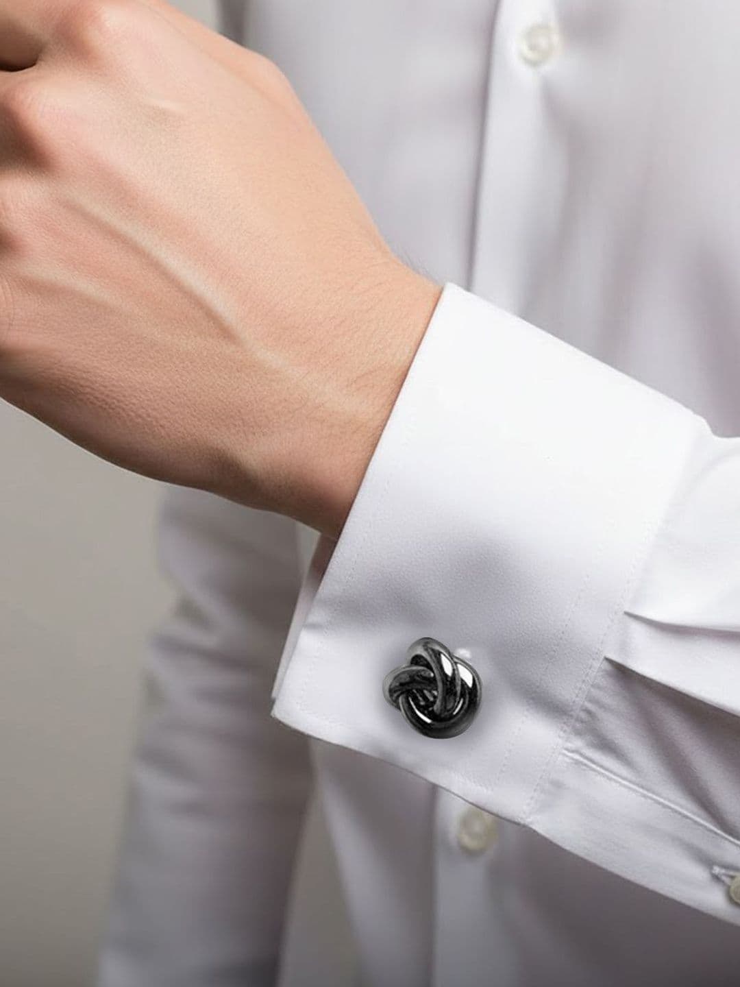 Peora Contemporary Cufflink - view 1