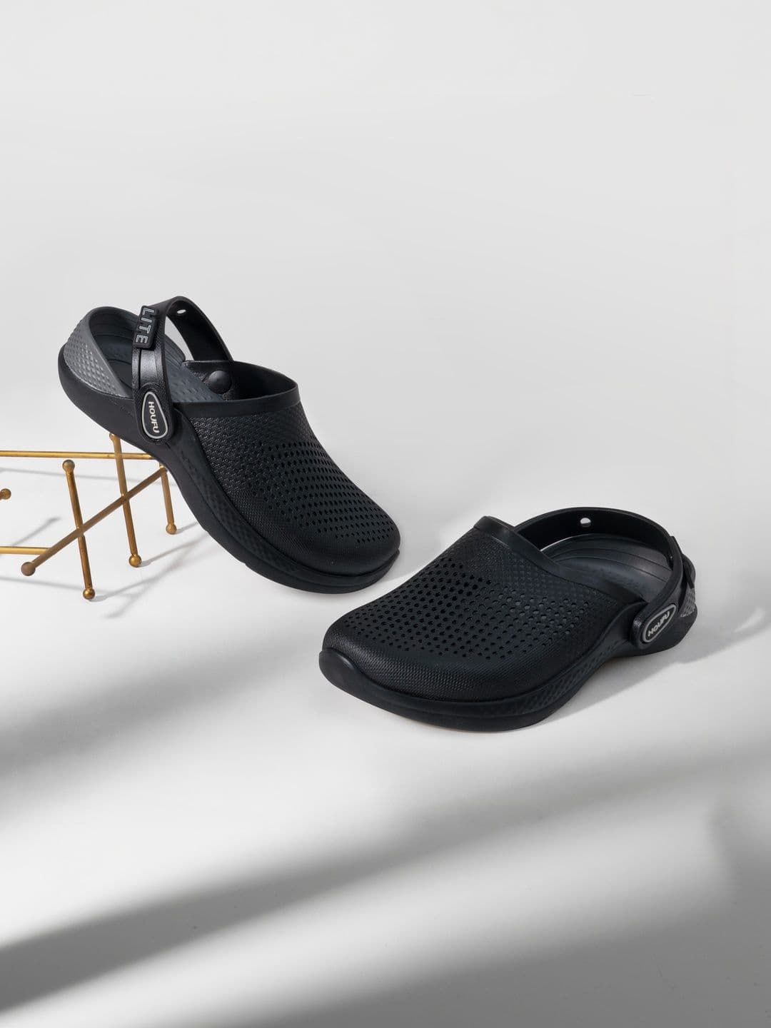 Houfu Men Clogs Sandals - view 1