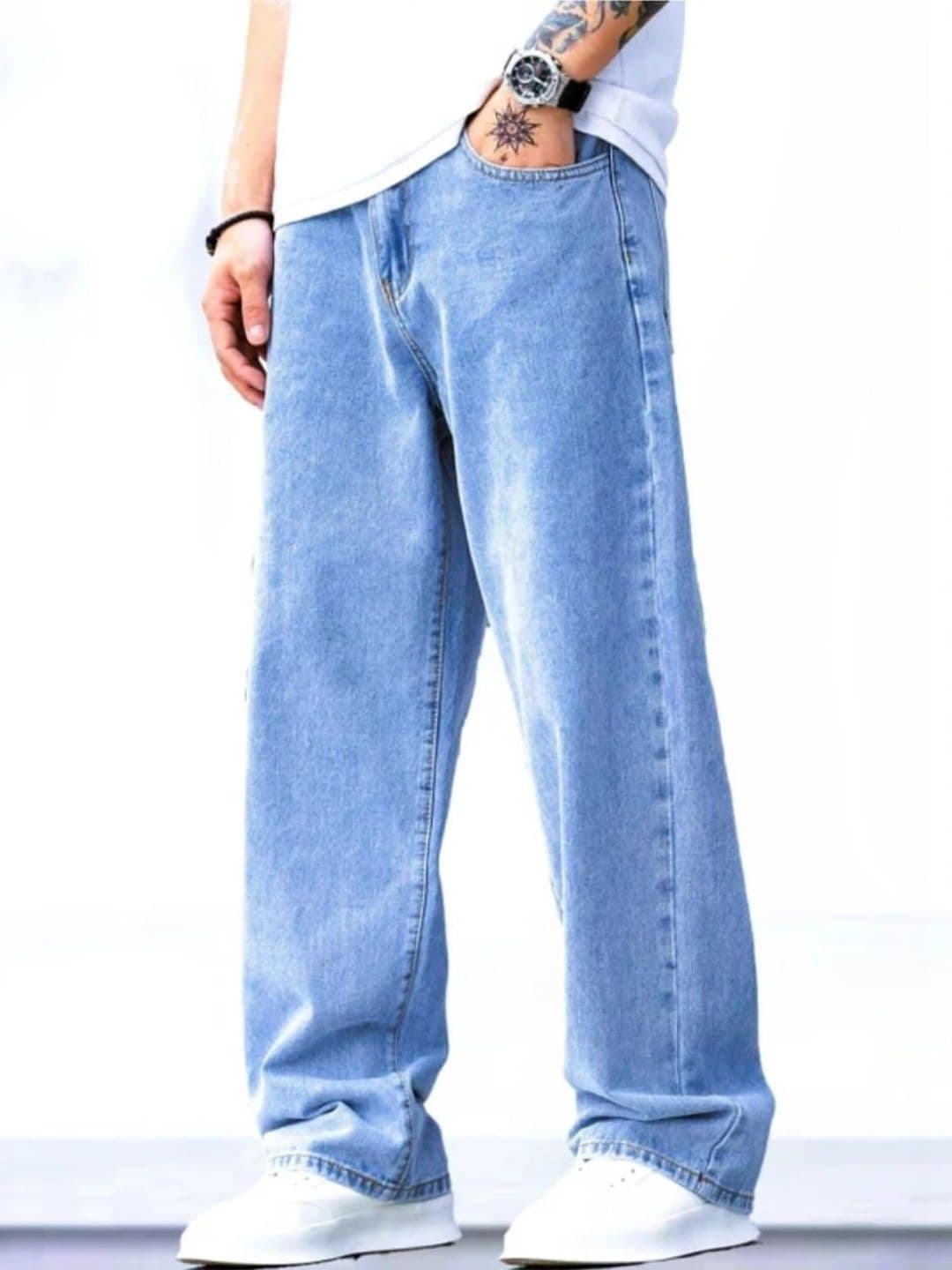 BAESD Men Relaxed Fit High-Rise Light Fade Stretchable Jeans - view 1