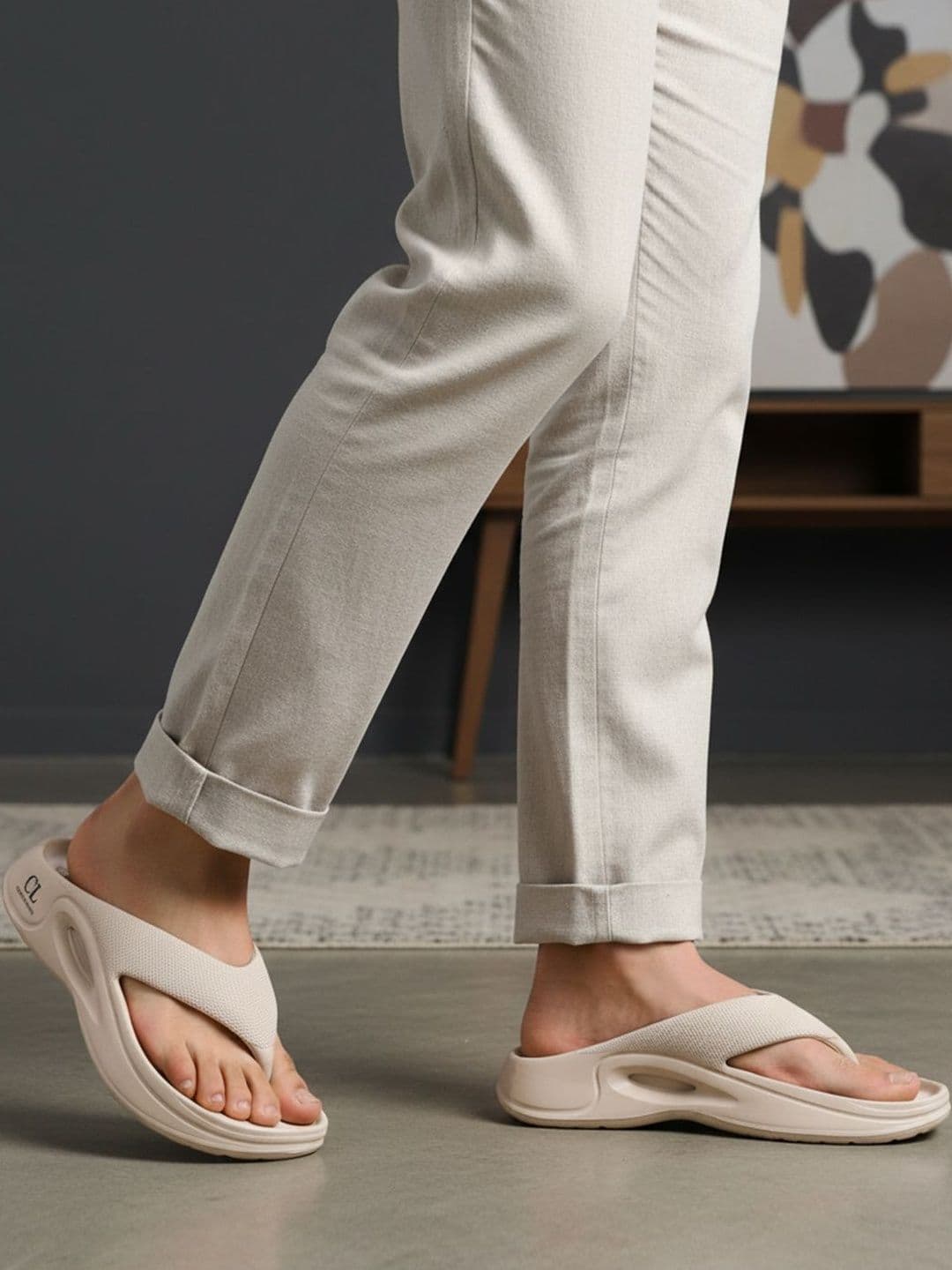 Carlton London Men Thong Flip-Flops - view 1