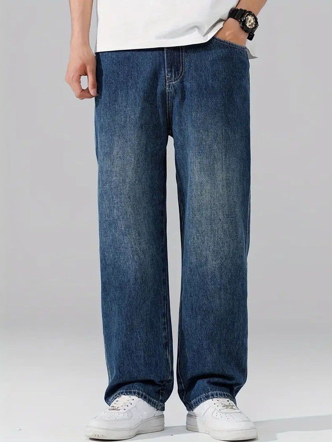 LERIYA FASHION Men Relaxed Fit Mid-Rise Light Fade Stretchable Jeans - view 1