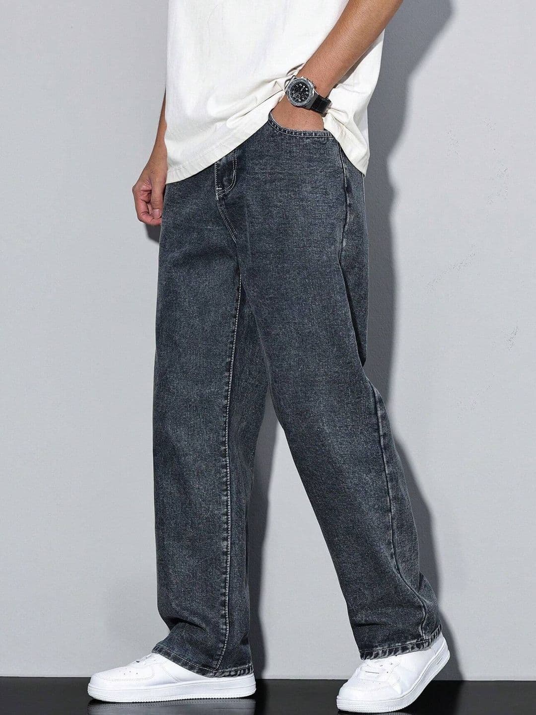 LERIYA FASHION Men Relaxed Fit High-Rise Light Fade Stretchable Jeans - view 1