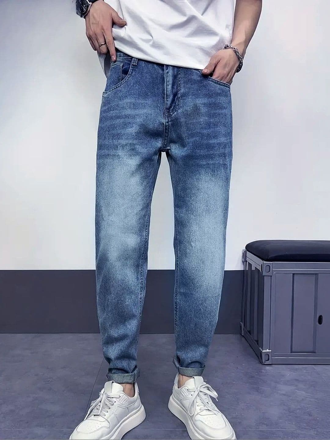 Mast & Harbour Men Classic Regular Fit Mid-Rise Light Fade Stretchable Jeans - view 1