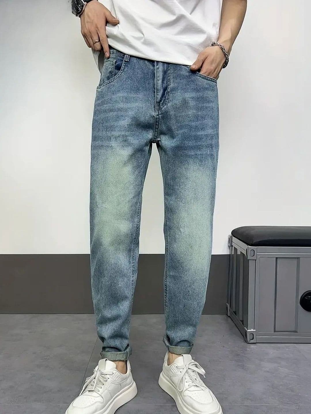 Mast & Harbour Men Classic Regular Fit Mid-Rise Light Fade Stretchable Jeans - view 1