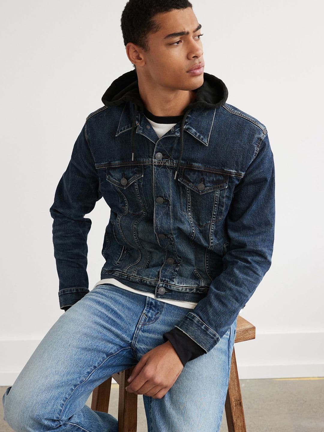 AMERICAN EAGLE OUTFITTERS Washed Spread Collar Denim Jacket - view 1