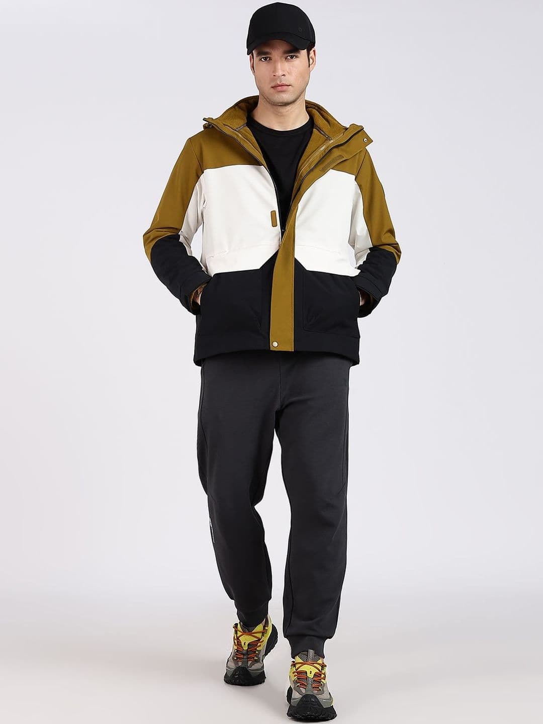 Xtep Men Insulator Longline Training or Gym Sporty Jacket - view 1