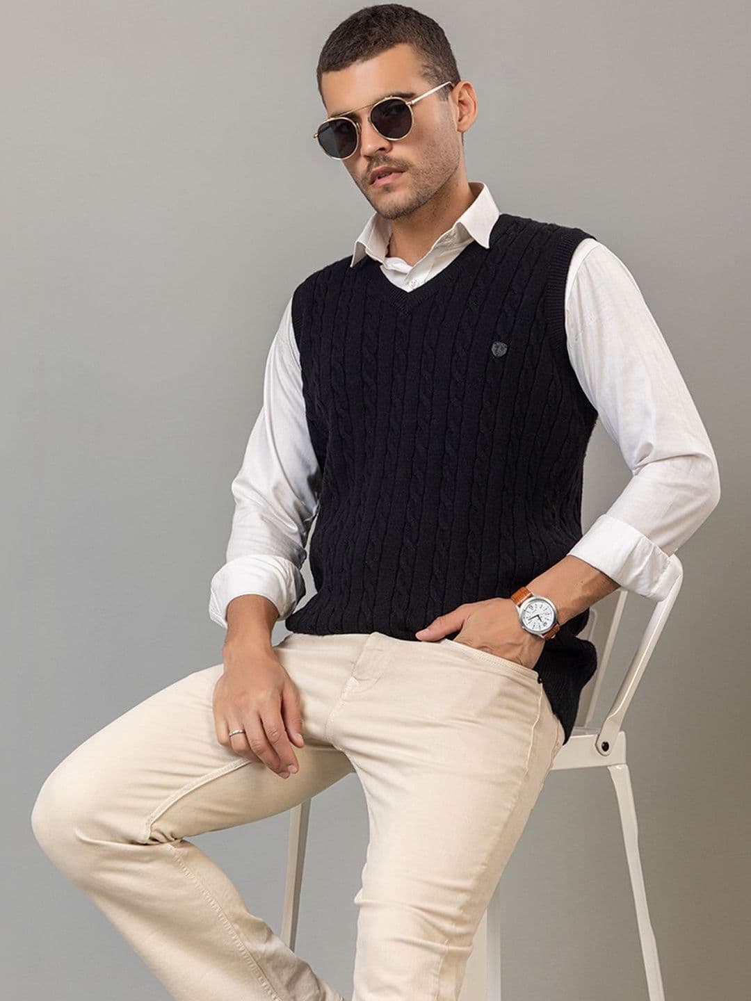 Club York Men Cable Knit Sweater Vest - view 1