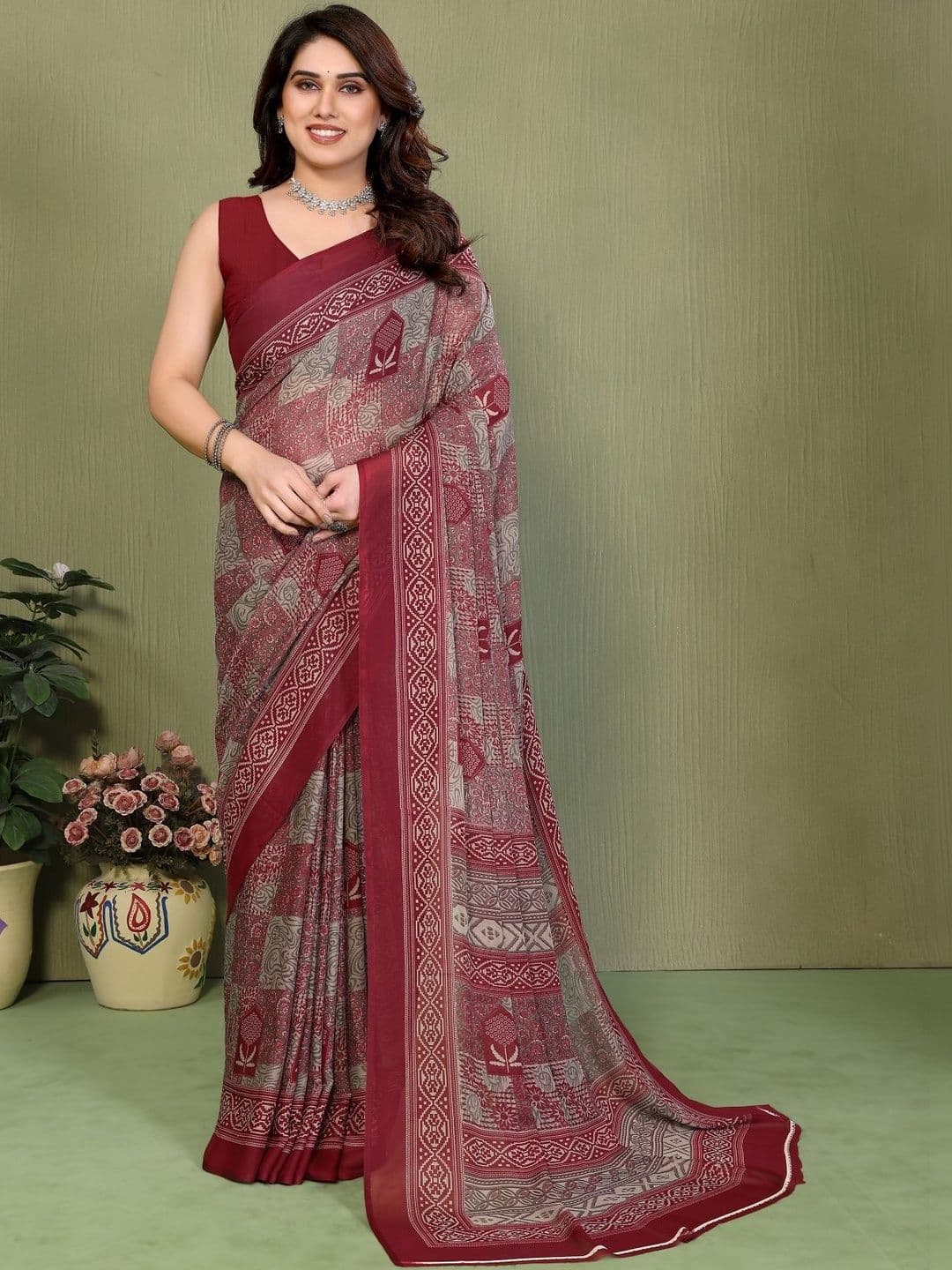 vj fashion Ethnic Motifs Pure Georgette Saree - view 1