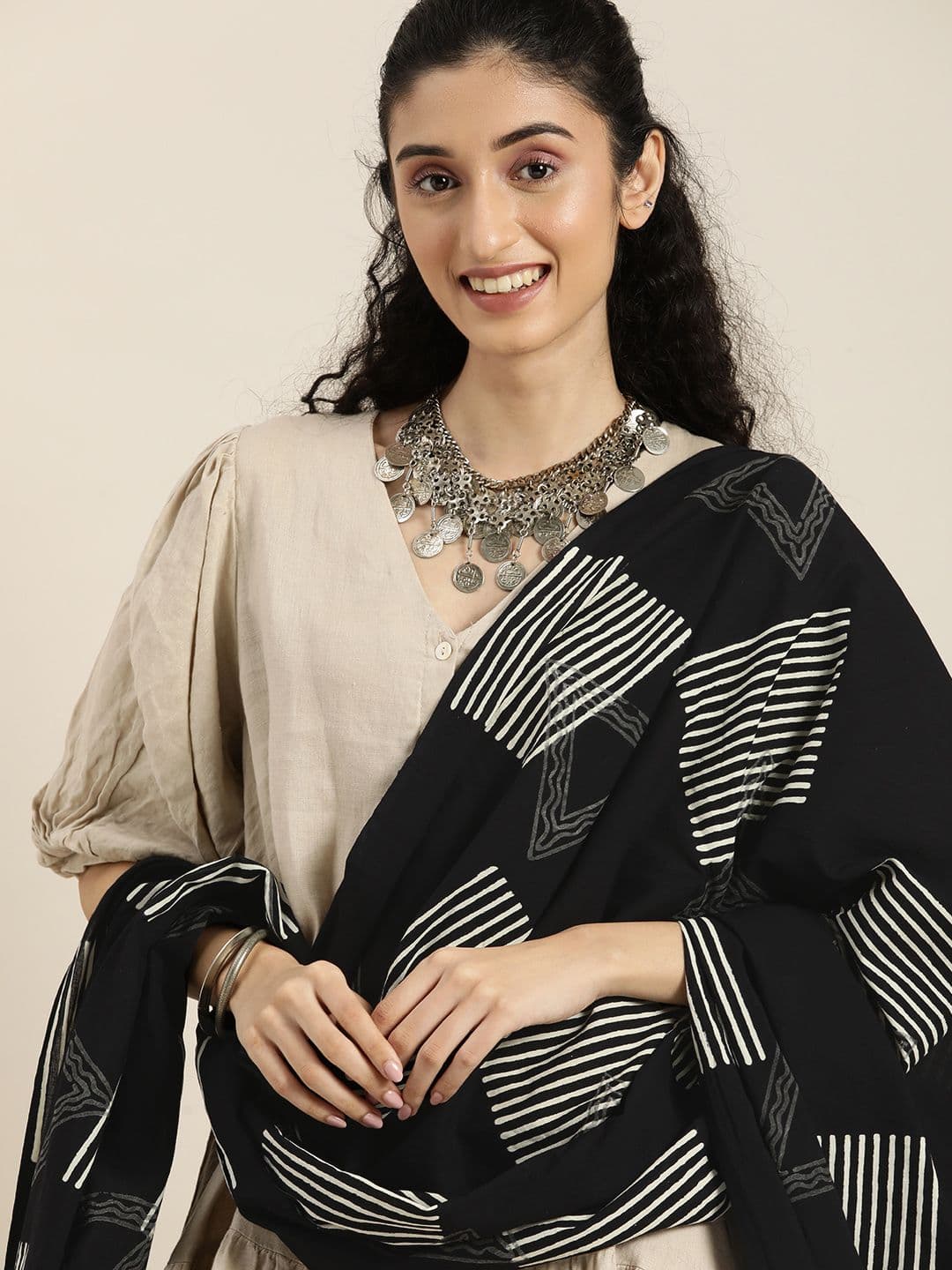 Taavi Black & Off White Chuna Patri Hand Block Print Pure Cotton Dupatta - view 1
