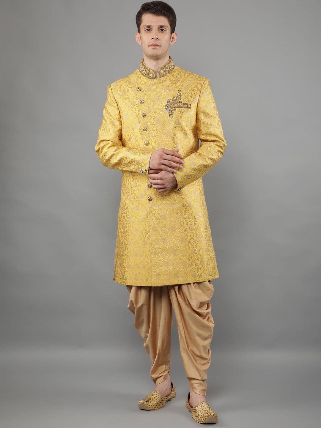 Manish Creations Men Mandarin Collar Sherwani Set - view 1