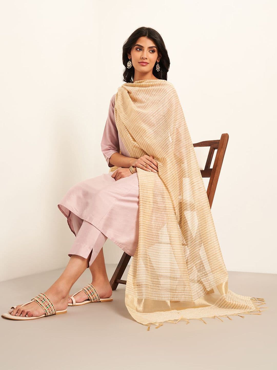 RANGMANCH BY PANTALOONS Striped Dupatta With Tasselled Border - view 1