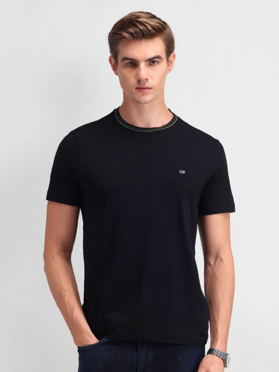 Arrow Sport Men Brand Logo Pockets T-shirt - view 1