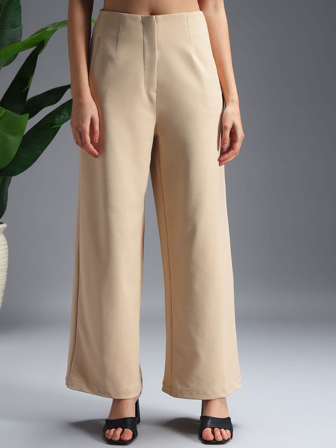 Zastraa Women Relaxed Straight Leg Straight Fit High-Rise Parallel Trousers - view 1