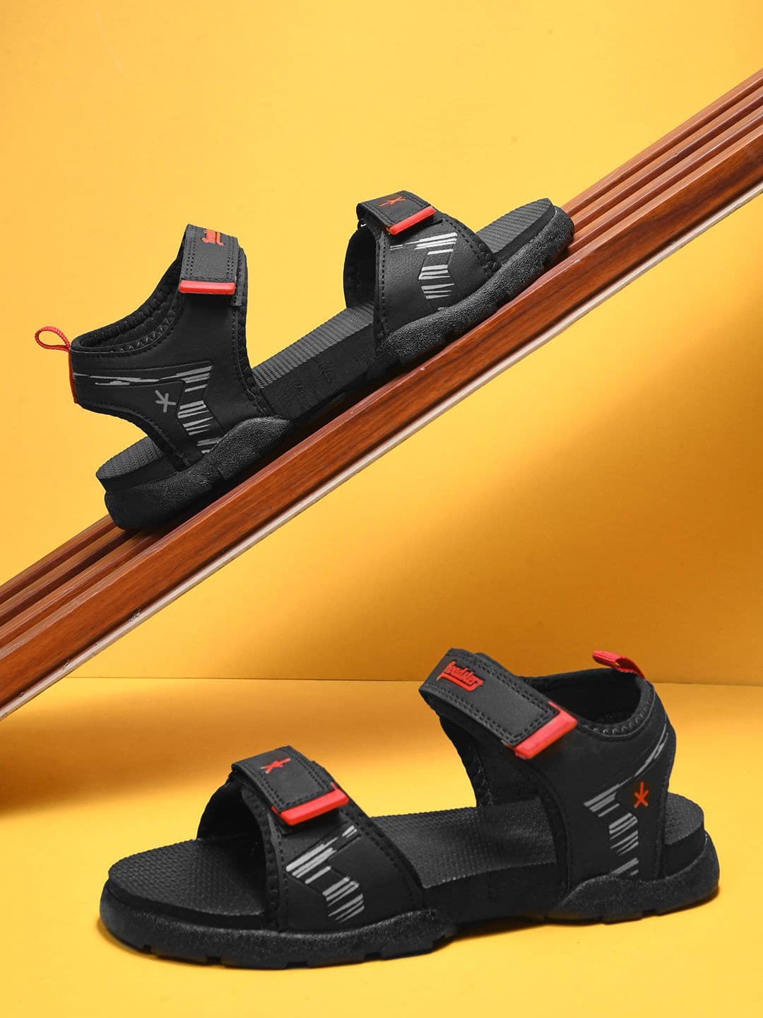 The Roadster Lifestyle Co Men Textured Sports Sandals - view 1