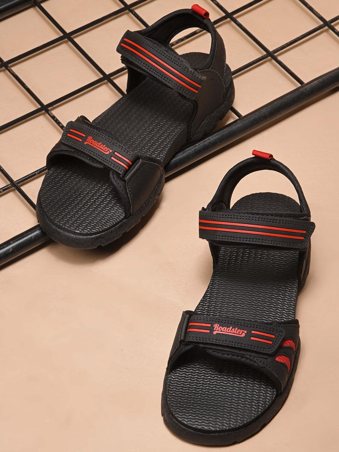 The Roadster Lifestyle Co Men Textured Comfort Sandals - view 1