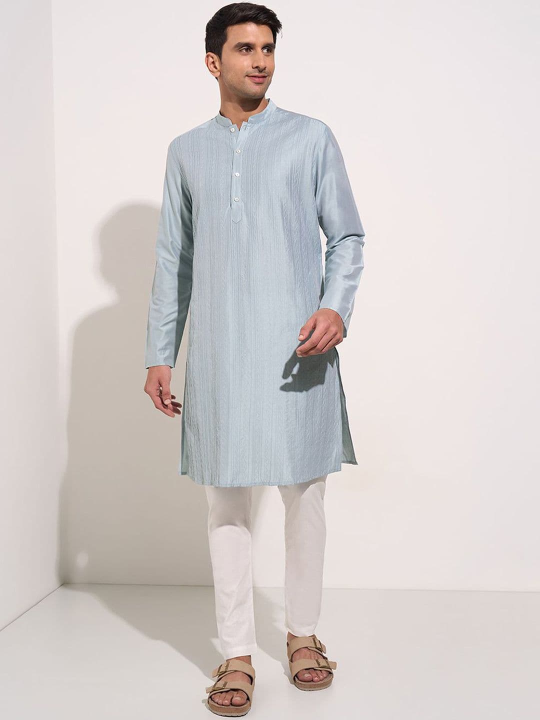 iindus route by Pantaloons Striped Printed Mandarin Collar Straight Kurta - view 1
