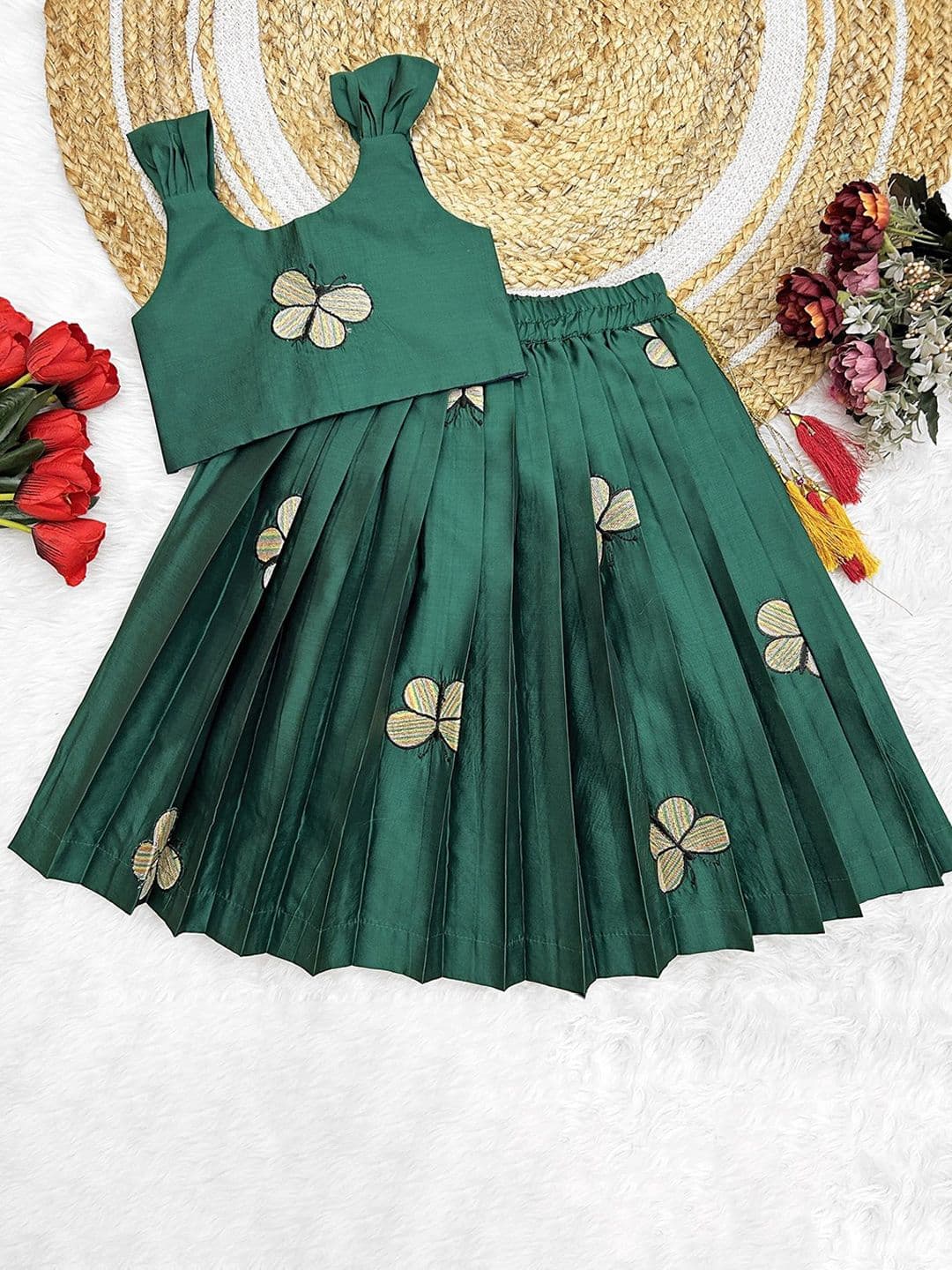 FELIZ THE DESIGNER STUDIO Girls Embroidered Thread Work Lehenga & Blouse - view 1